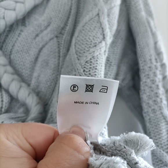 Viktoria and Woods Plait Sweater size 2 - Picture 4 of 7